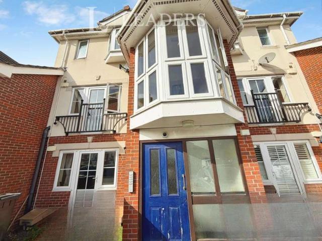 Flat for sale in Baffins, Portsmouth