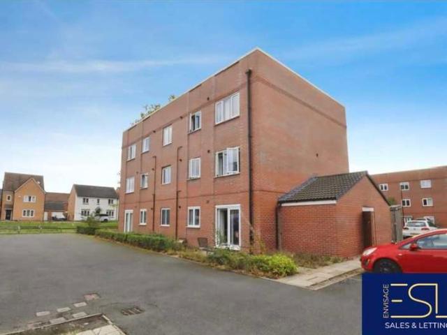 Flat for sale in Hillfields, West Midlands