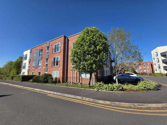 Flat for sale in Georgia, Greater Manchester