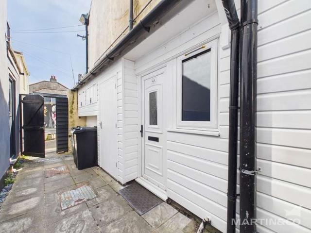Flat for sale in Clapham, West Sussex