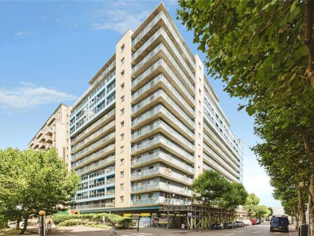 Flat for rent in Canning Town, Greater London