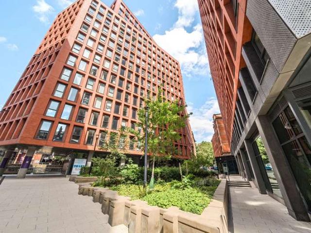 Flat for sale in City Centre, Georgia