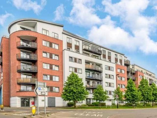 Flat for sale in Camberley, Surrey Heath