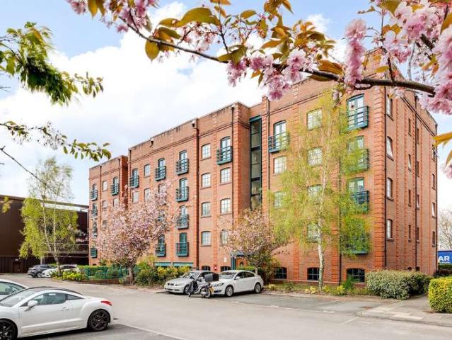 Flat for sale in Hoole, Two Mills