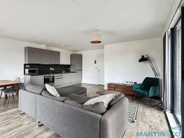 Flat for rent in Repton Manor, Bridgefield