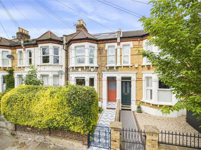 Flat for sale in London Borough of Lewisham, Brockley