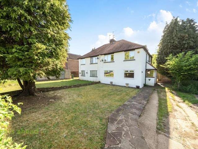 Flat for sale in Hooley, Red Hill