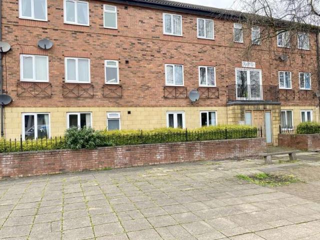 Flat for sale in Patricroft, Salford