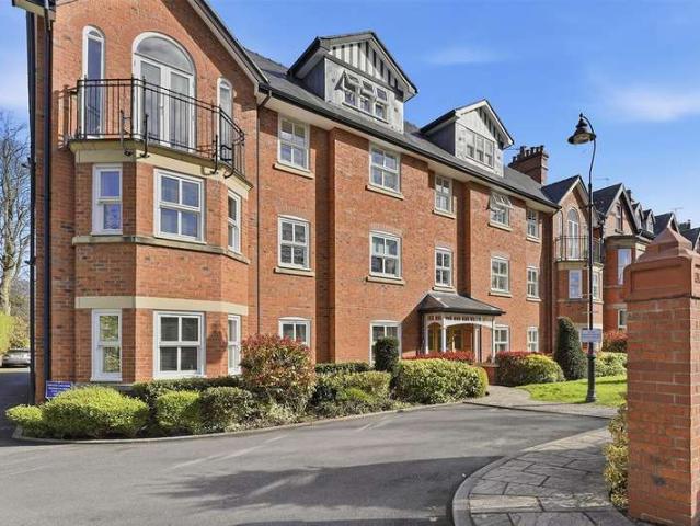 Flat for sale in Bollinbrook, Macclesfield