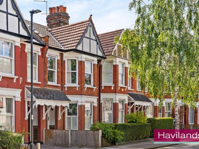 Flat for sale in London Borough of Enfield, Greater London