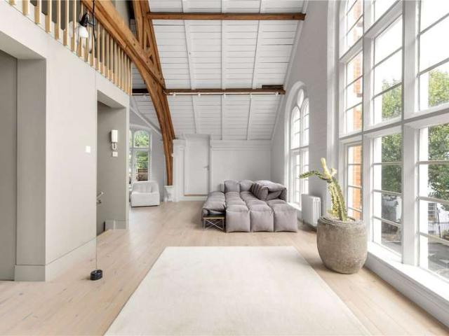 Flat for sale in Angel, Greater London