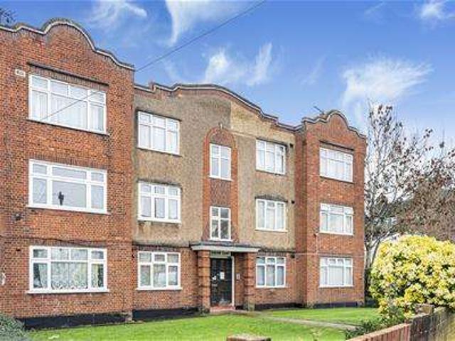 Flat for sale in Preston, North Wembley
