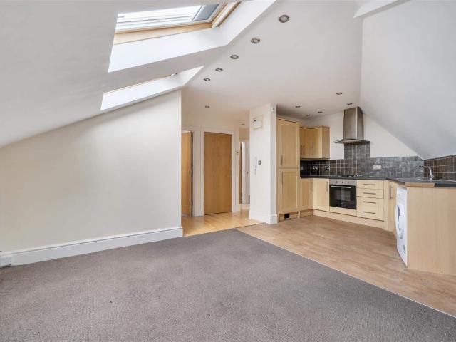Apartment for rent in Westbury on Trym, Bristol