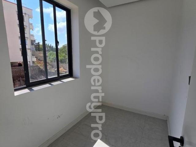 Apartment for sale in Mombasa Road, Mombasa