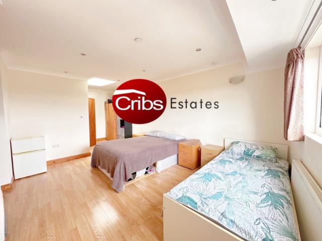 Apartment for rent in London Borough of Merton, South Wimbledon
