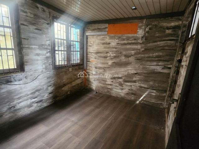 Property for rent in Surulere , Surulere