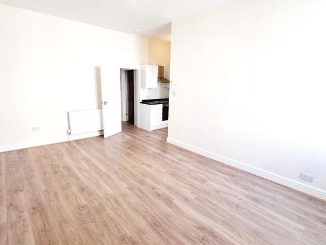 Apartment for rent in Aldrington