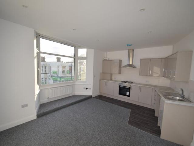 Apartment for rent in Plashet, Greater London