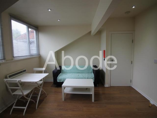 Apartment for rent in Hyde Park, West Yorkshire