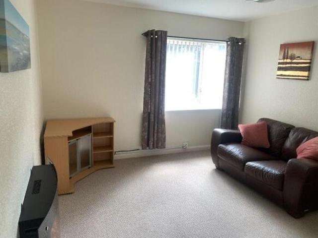 Flat for rent in Woodseats, South Yorkshire