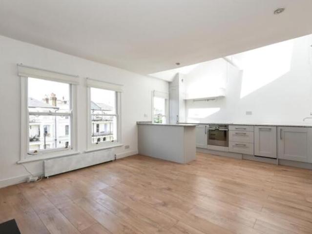 Flat for rent in Tulse Hill, Greater London