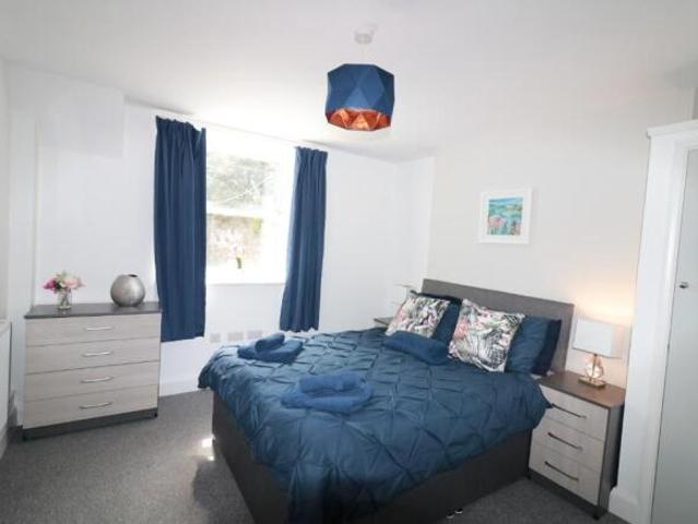 Flat for rent in Follaton, South Hams