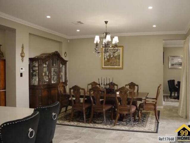 Flat for rent in Cat Hill, England