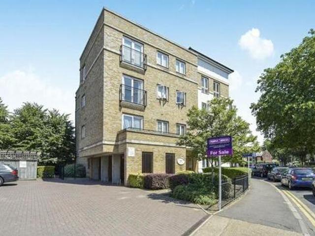 House for rent in Kingston Upon Thames, Greater London