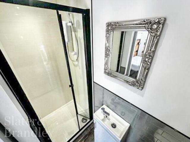 Flat for rent in Haddon, East Midlands