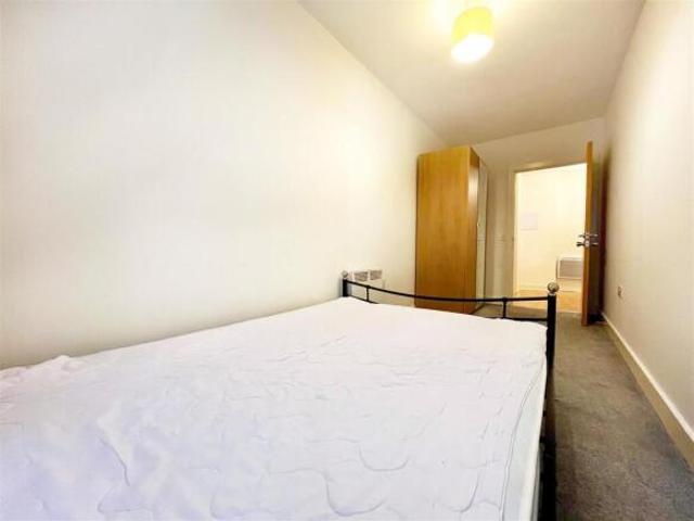 Flat for rent in West Yorkshire