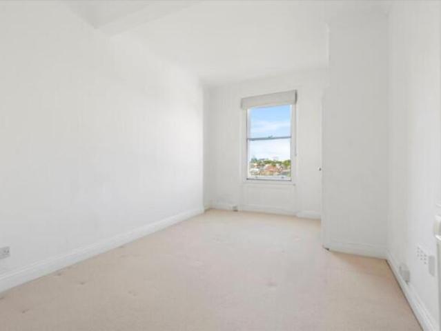 Flat for rent in Cat Hill