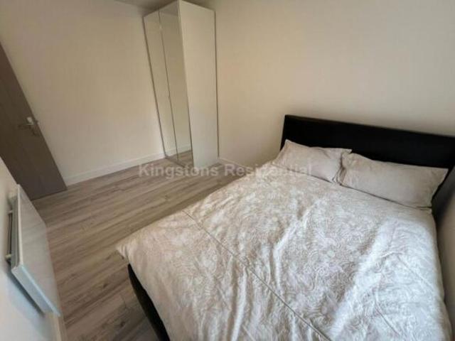 Flat for rent in Plasnewydd, Falcon Lodge