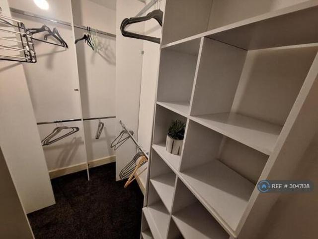 Flat for rent in Farnworth, Bolton