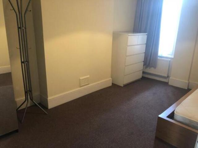 Flat for rent in Palmers Green, Greater London