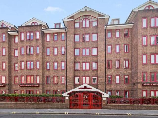 Flat for rent in Moscow, Scotland