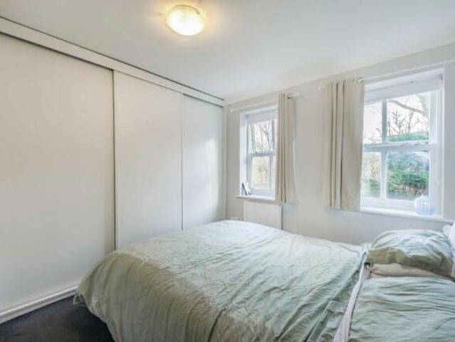 Flat for rent in Chiswick, Greater London