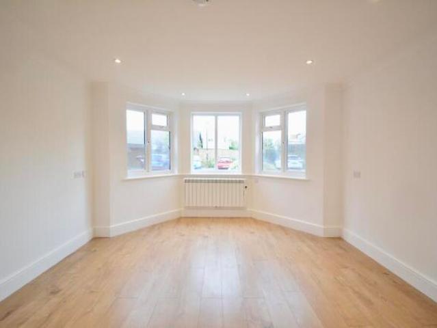 Flat for rent in Cat Hill