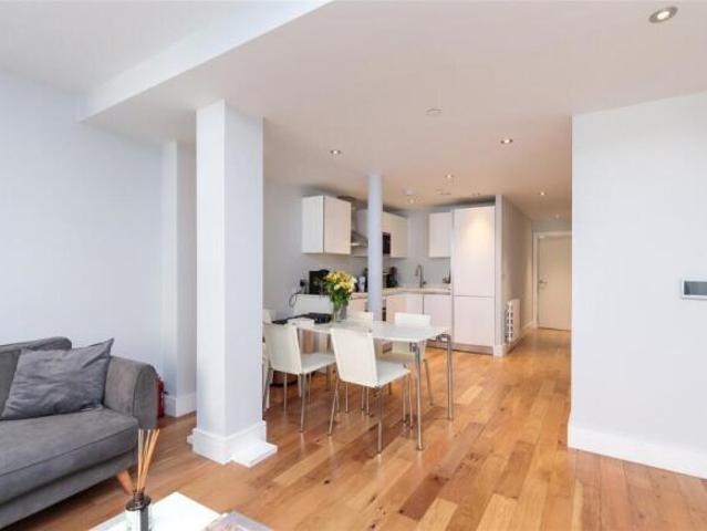 Flat for rent in Aldgate, Rutland