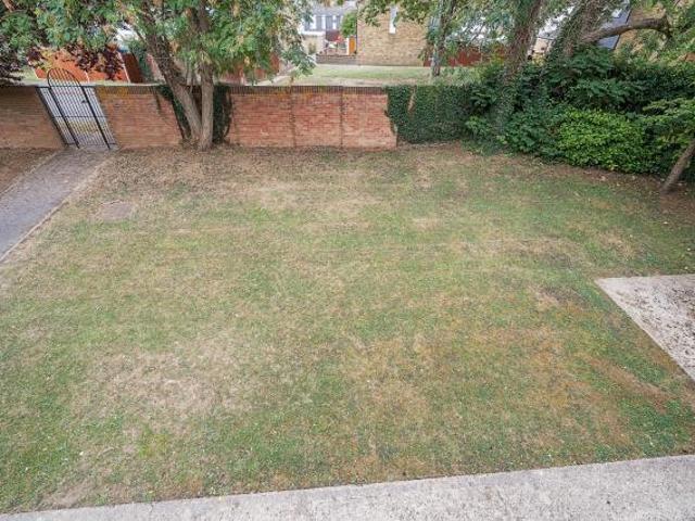Flat for rent in Priest Down, Hampshire