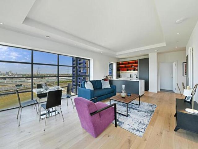 Flat for rent in London City Island, Blackwall