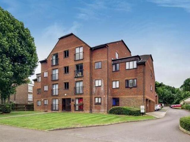 House for rent in Lyons, Greater London