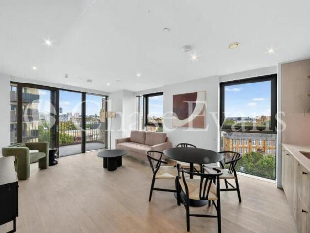 Flat for rent in Cat Hill