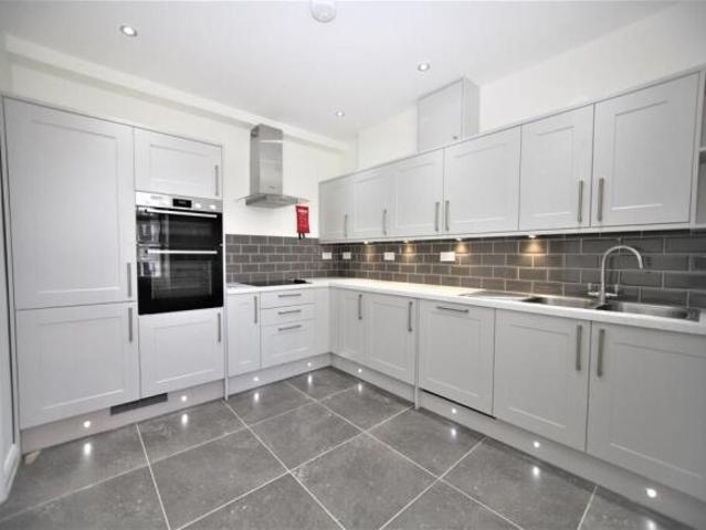 Flat for rent in London Borough of Barnet, Greater London