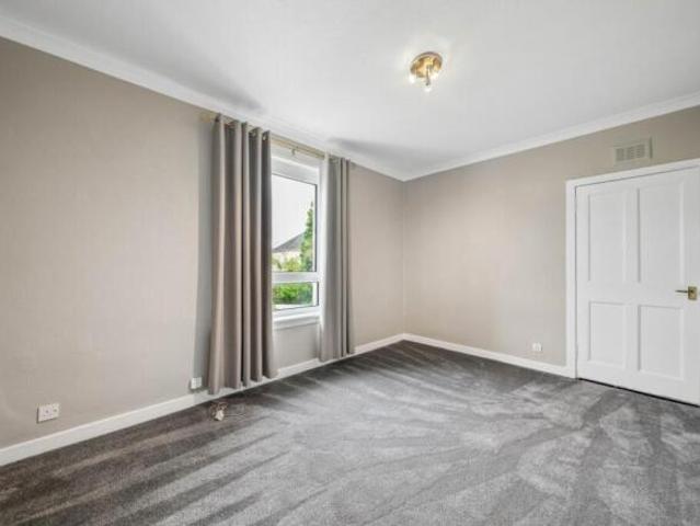 Flat for rent in Knightswood, Glasgow