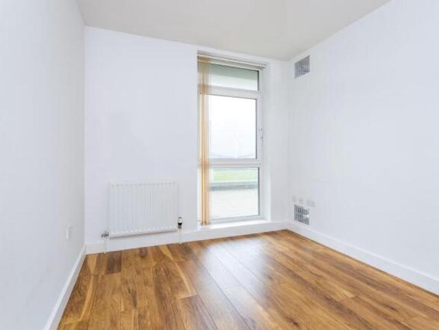Flat for rent in Portsea, City Of Portsmouth