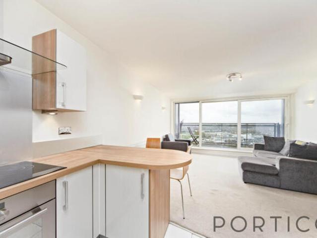 Flat for rent in Cat Hill