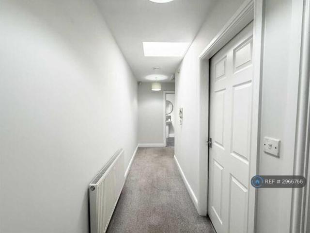 Flat for rent in Warrington