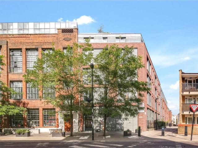 Flat for rent in Hackney