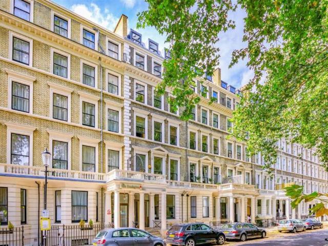 Flat for rent in South Kensington