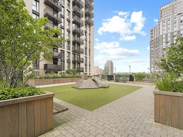 Flat for rent in Wembley, Greater London